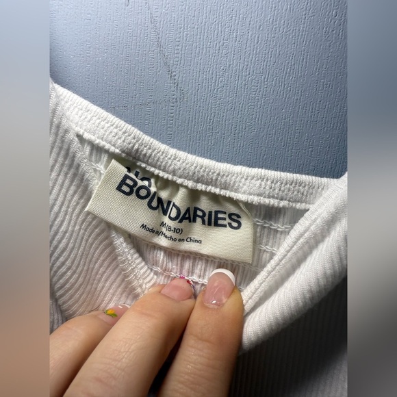 White Ribbed Sleeveless Top by No Boundaries, NWT - Picture 3 of 4